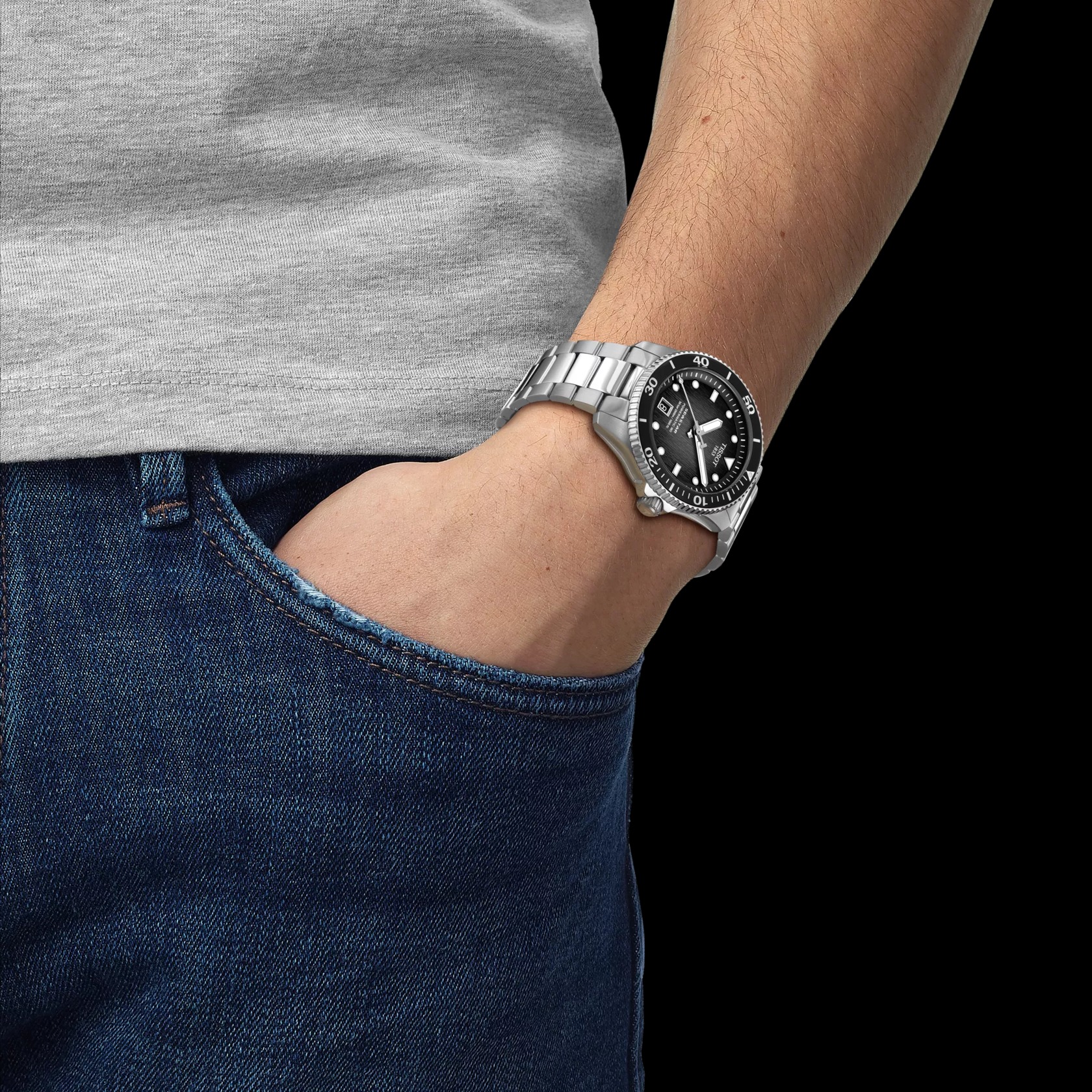TISSOT シースター 1000 パワーマティック 80 文字盤グレー ティソ(TISSOT) シースター1000 パワーマティック 80 40mm